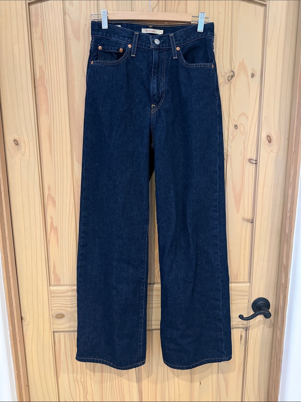 💖💖 Levi’s Ribcage Wide Leg Dark Wash EUC